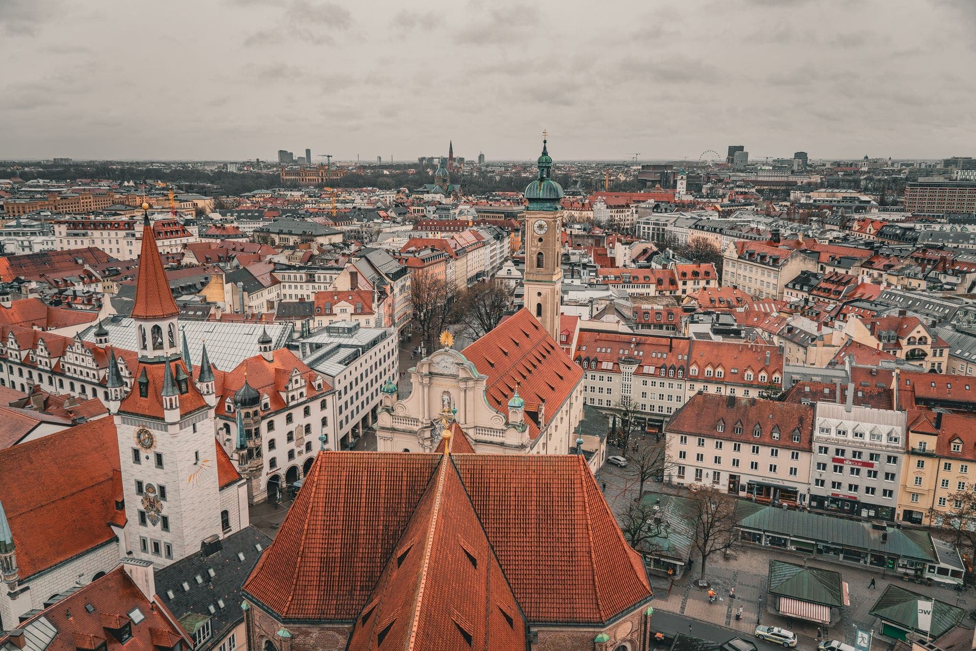 München — Marienplatz und Frauenkirche